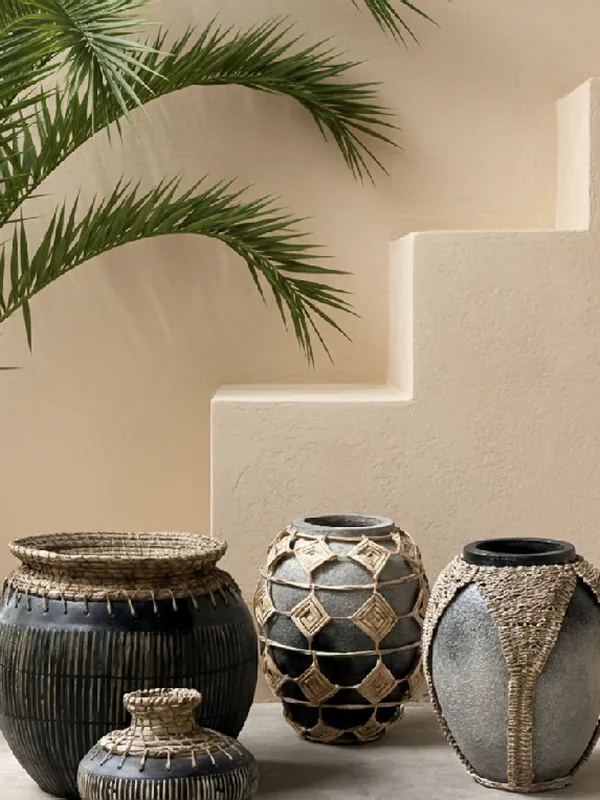 Handmade ceramic vases and decoration objects — Indonesia Decoration catalog, ON SOURCING